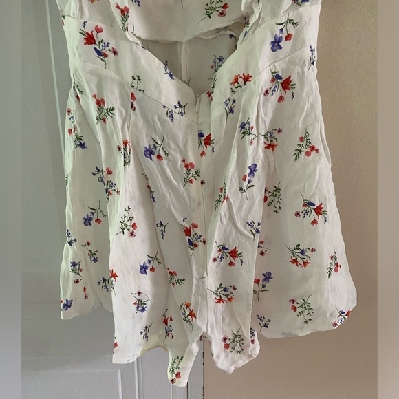 NWT Forever 21 Romper floral dress-like Small - Picture 4 of 8